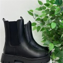 stivale con plateau nero